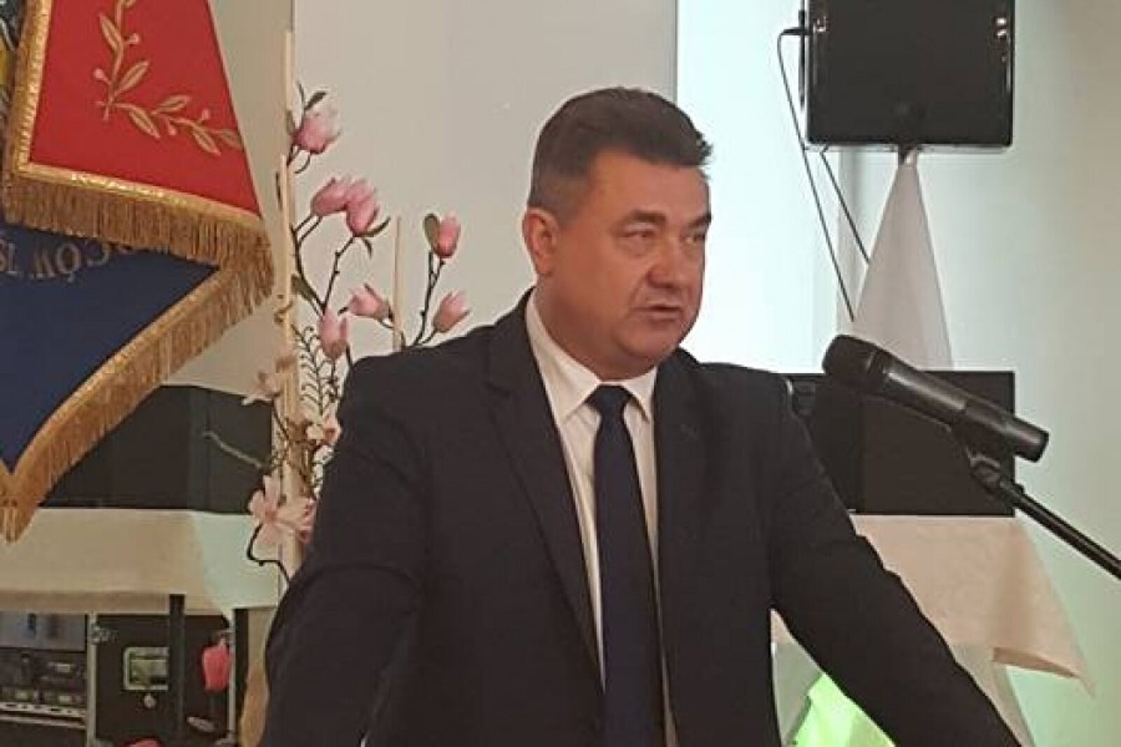 18839045 2002248673331545 4560143494154112805 n