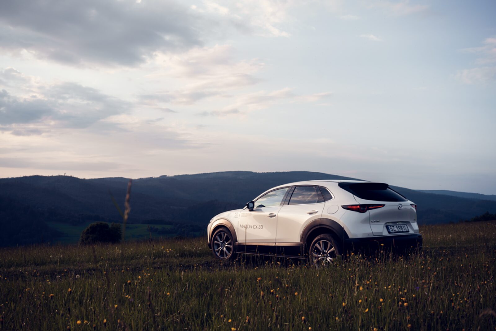 1mazdacx30