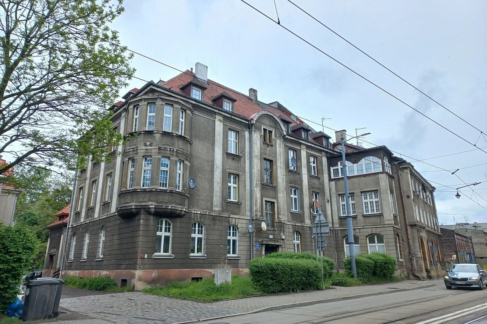 Zaleze 11