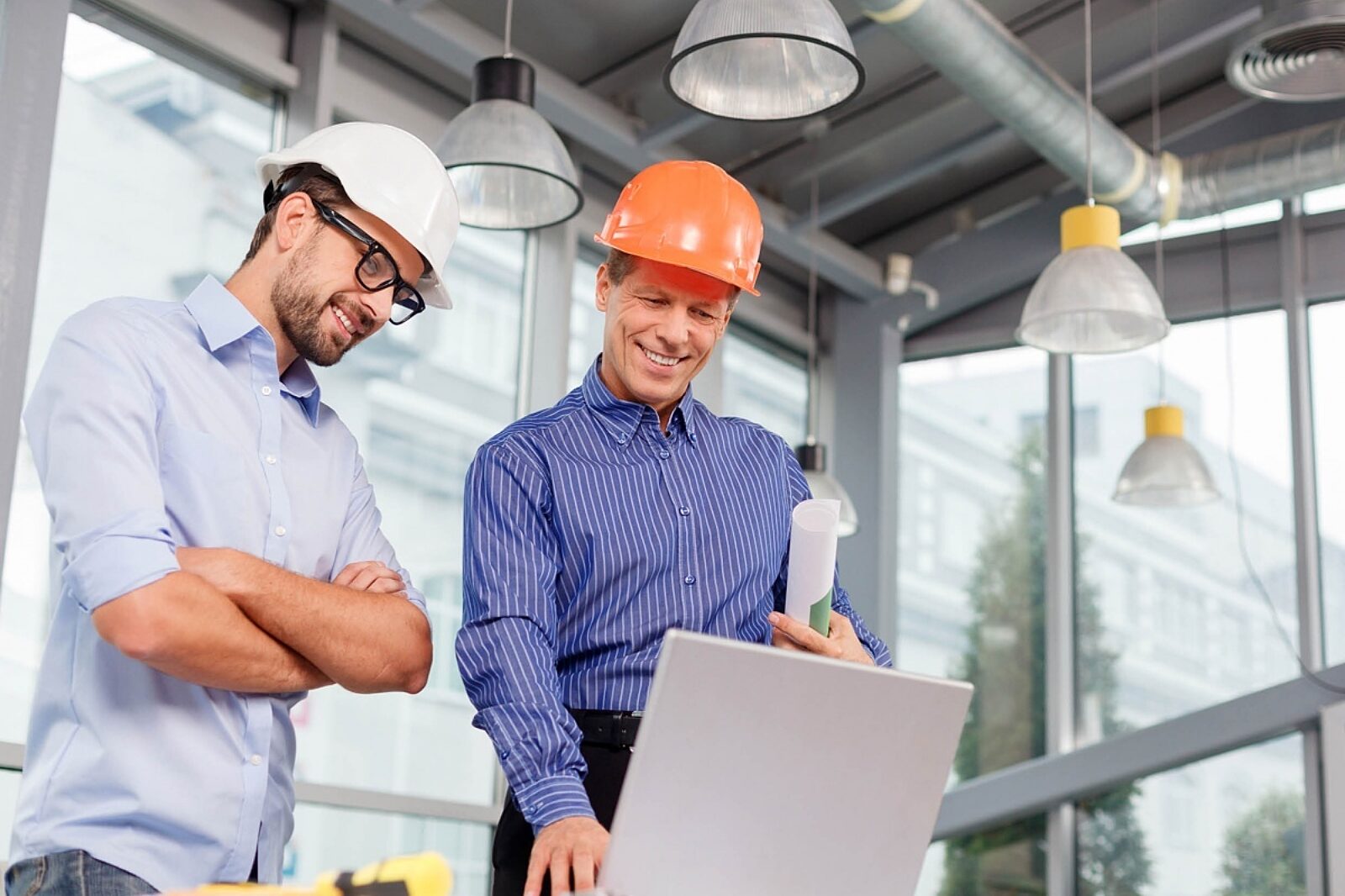 Biznes firma infopress