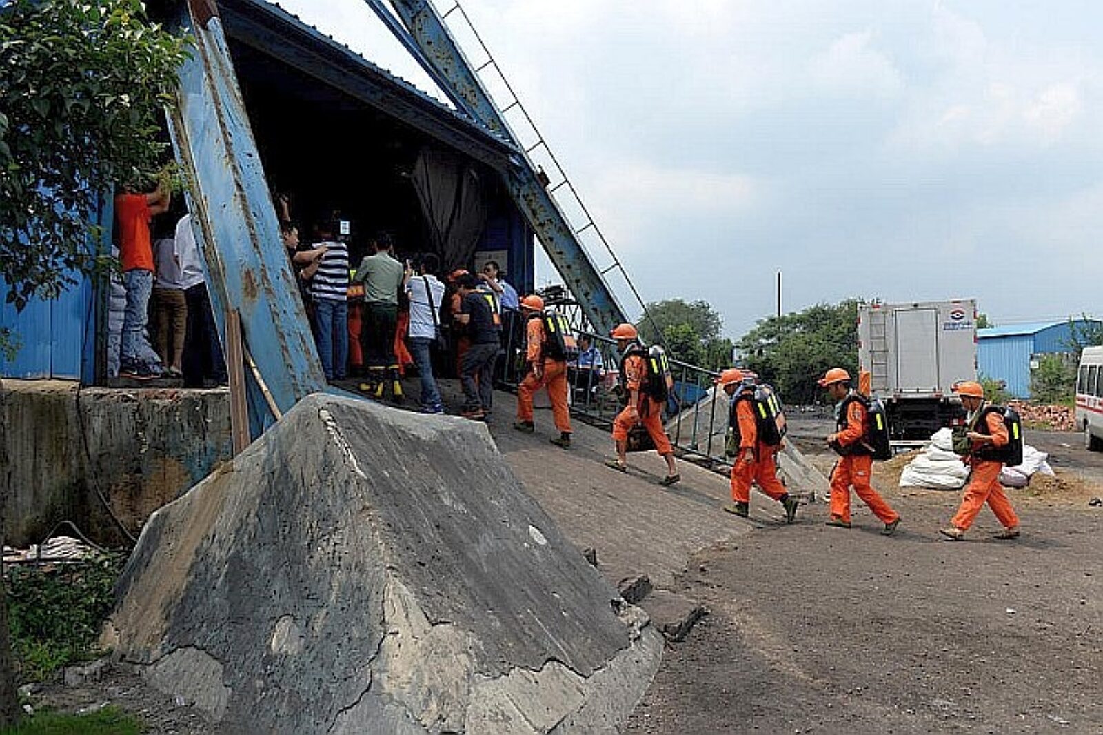 Dongfang 19082014 xinhua