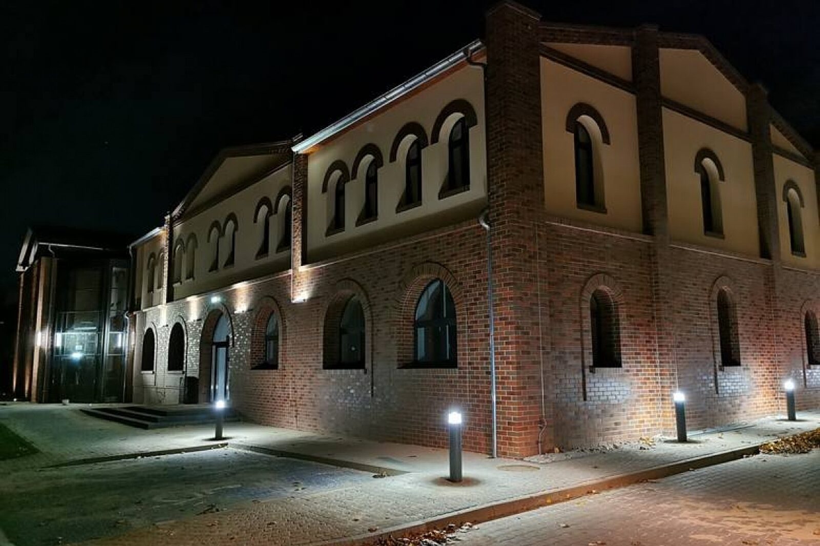 Kopalnia saturn facebook zbigniew szaleniec