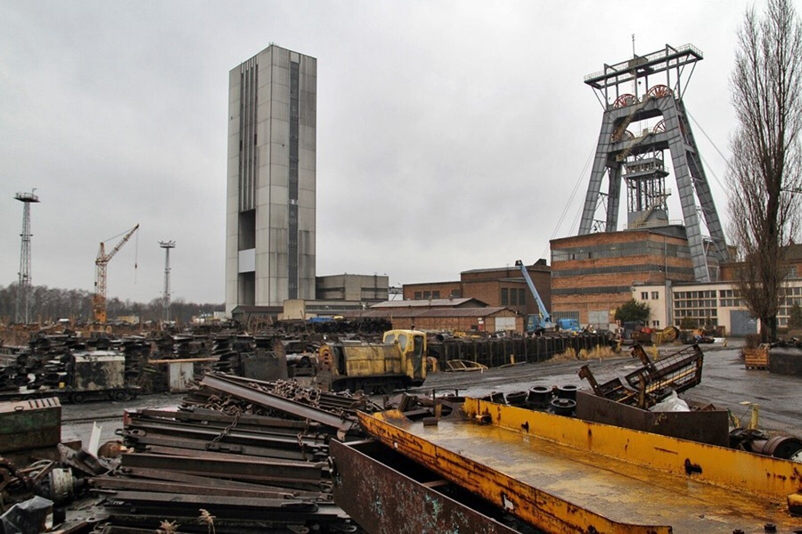 Likwidacja ma potrwać do 2021 r. W tym czasie równoległe mają toczyć się prace na dole i na powierzchni.