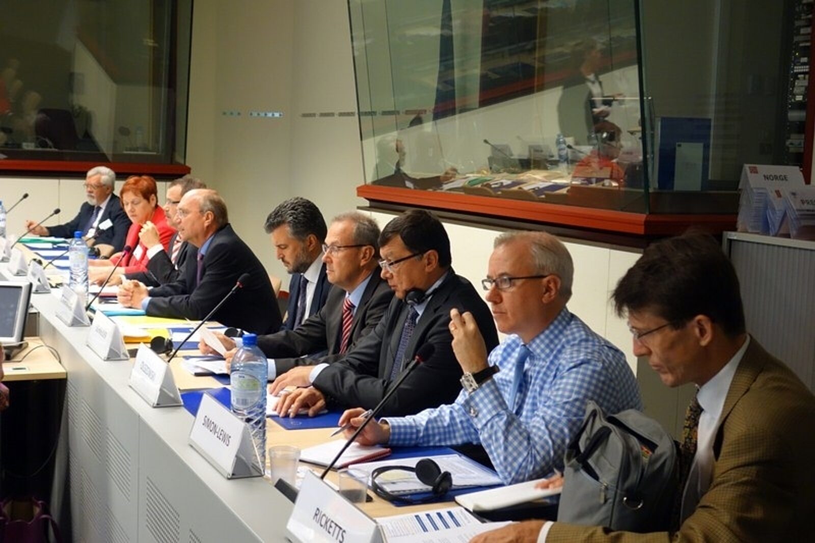 Olszowski janusz bruksela giph