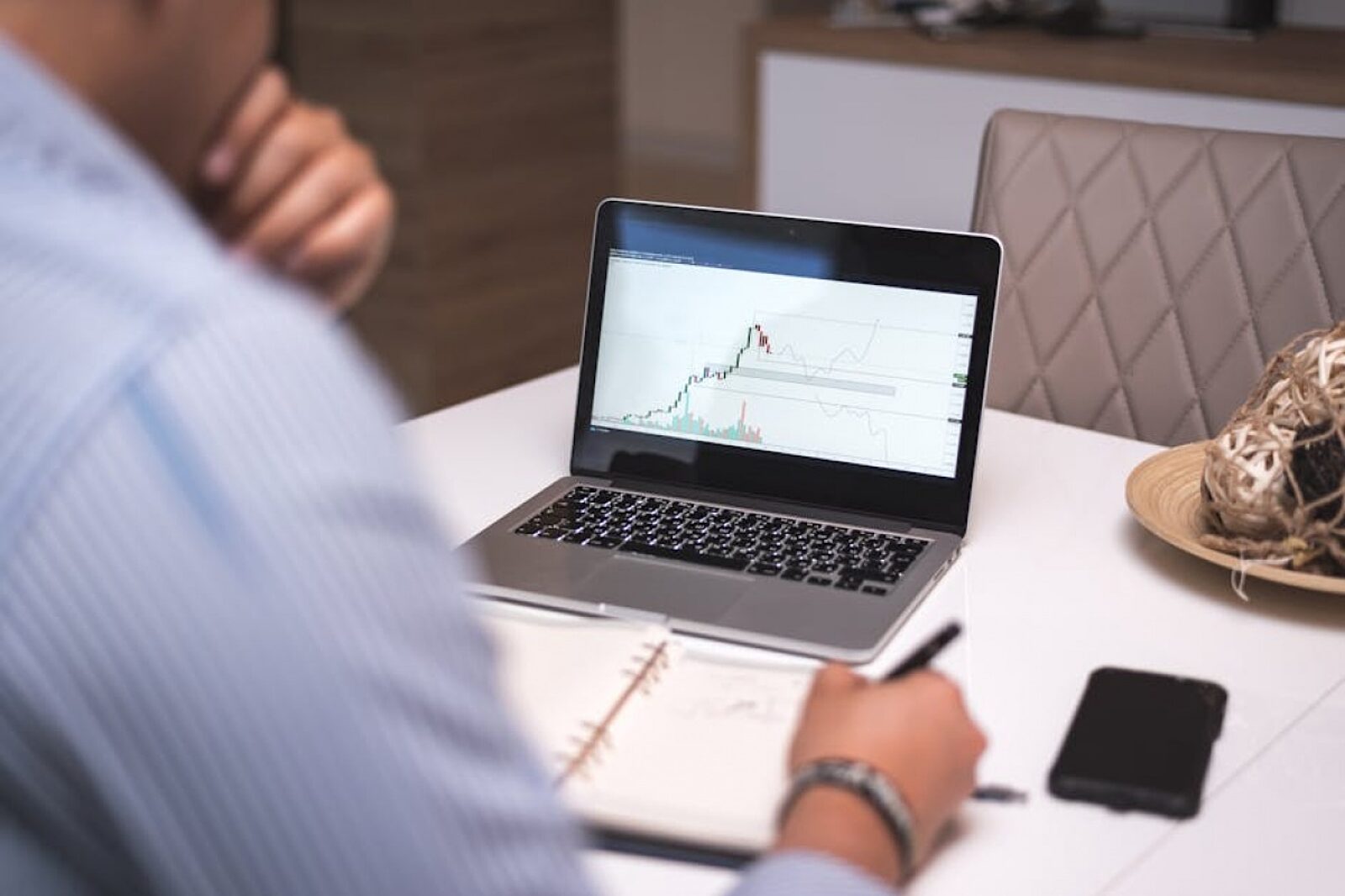 Przewodnikporynkuglowne