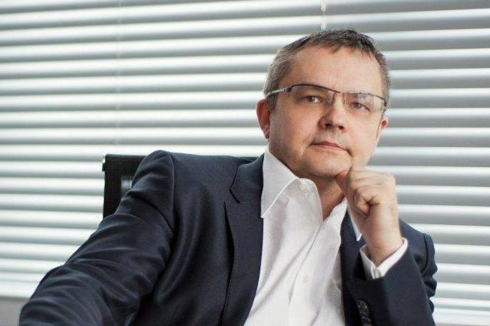 Swirski konrad facebook