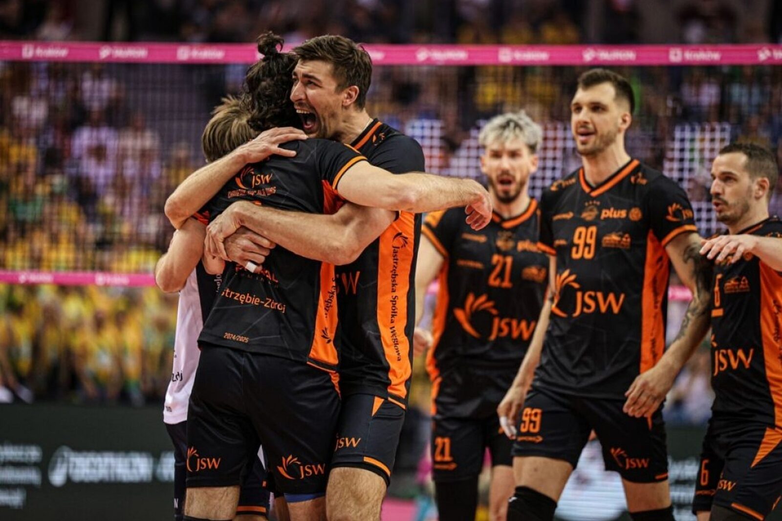 Tn 1u5a9565 1024x691