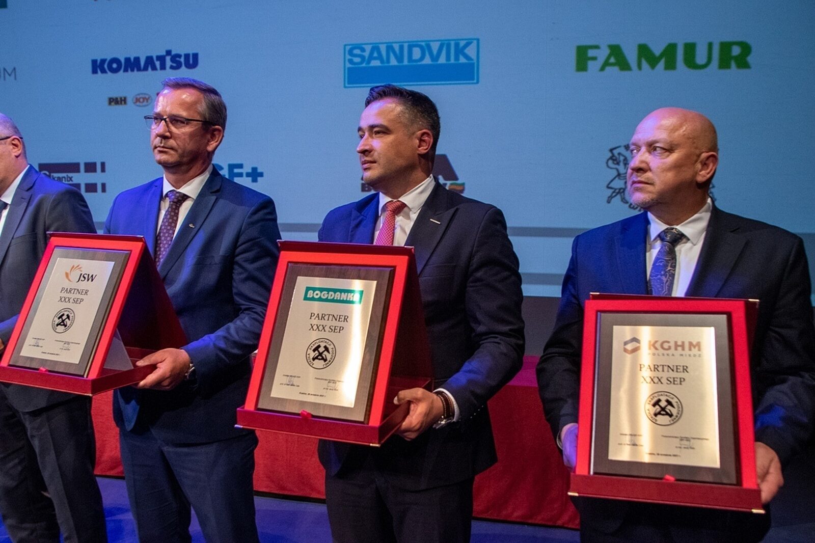 Organizatorzy SEP nie zapominają o swoich partnerach. Tradycją jest uhonorowanie ich okolicznościowymi dyplomami