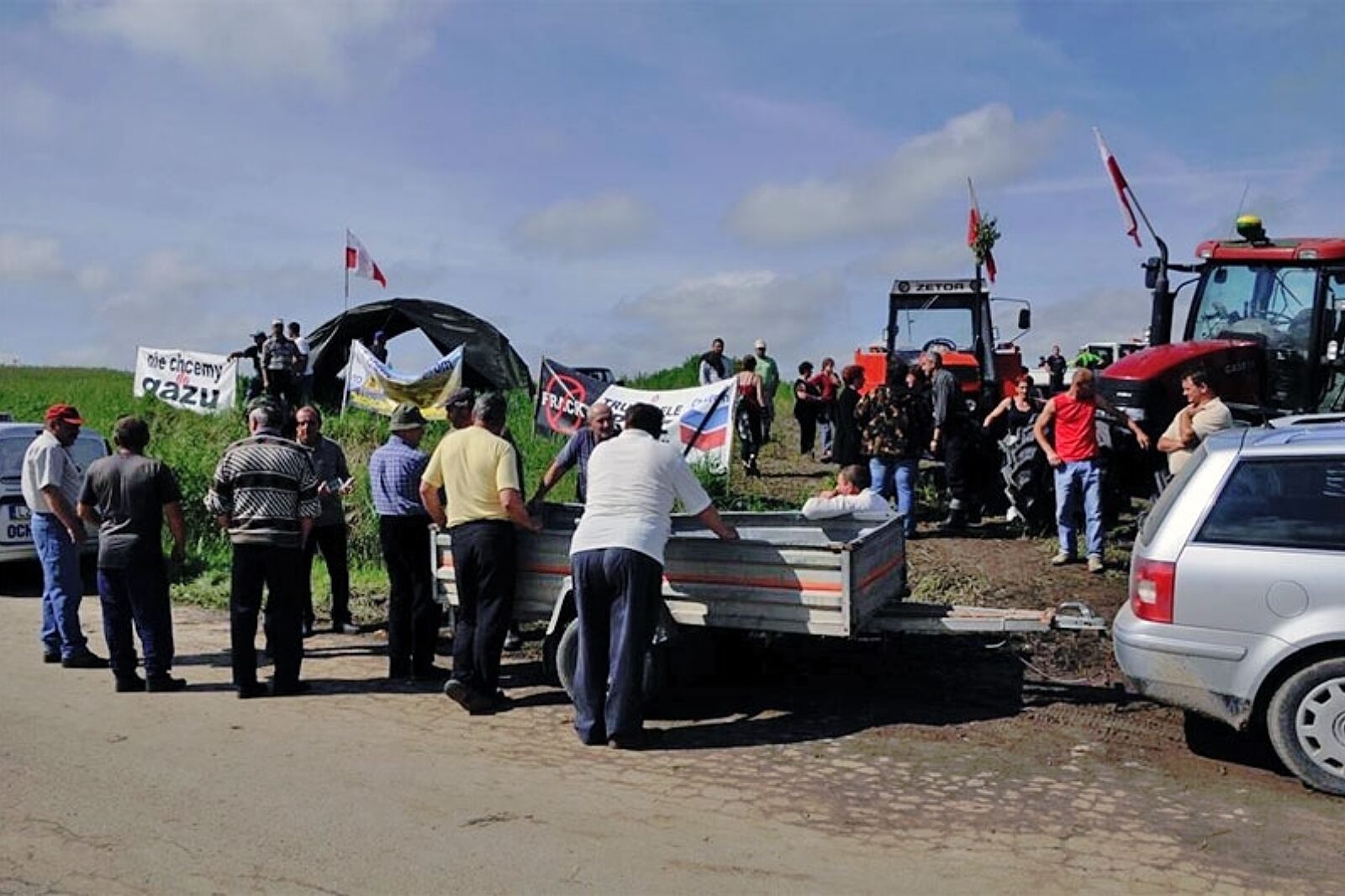 Zorawlow chevron protest fe