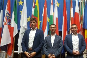 05 studenci arc k4 m