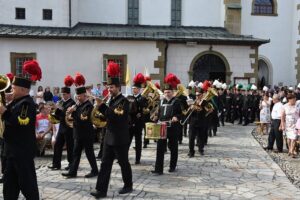 20376111 10150990943619956 352927430585361954 n