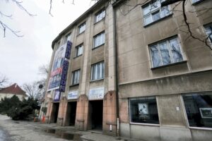 Kino etiuda ostrowiec sw arc