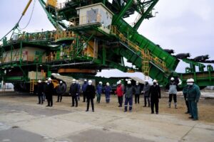 Koparka turow pge giek