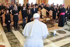 Papiez vatican media