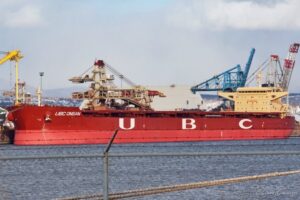 Ubc onsan statek shipspotting com