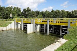 Wrota sztormowe jamno maps google