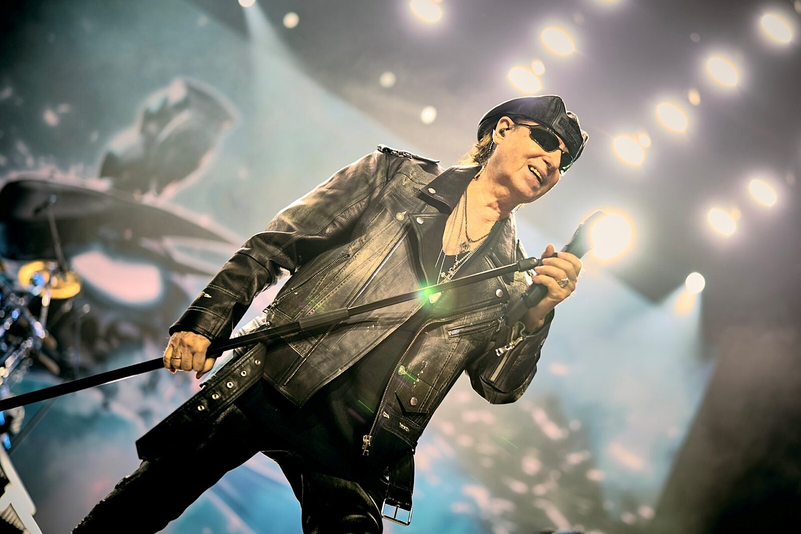 3 miliony scorpions 6