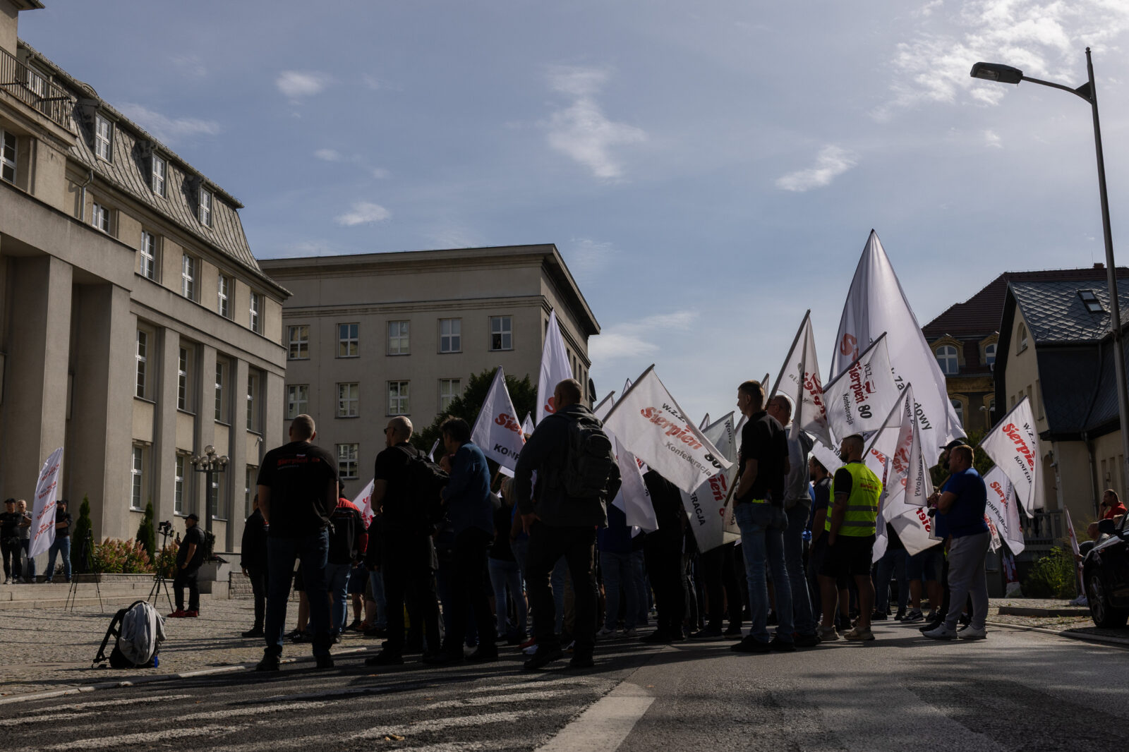 Sierpien protest KZM 7
