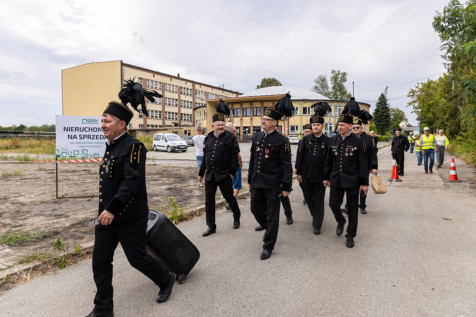 Szyb Jas Mos KZM 32
