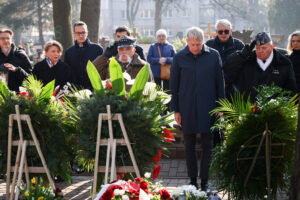 10 04 Bochenek Kzm 09