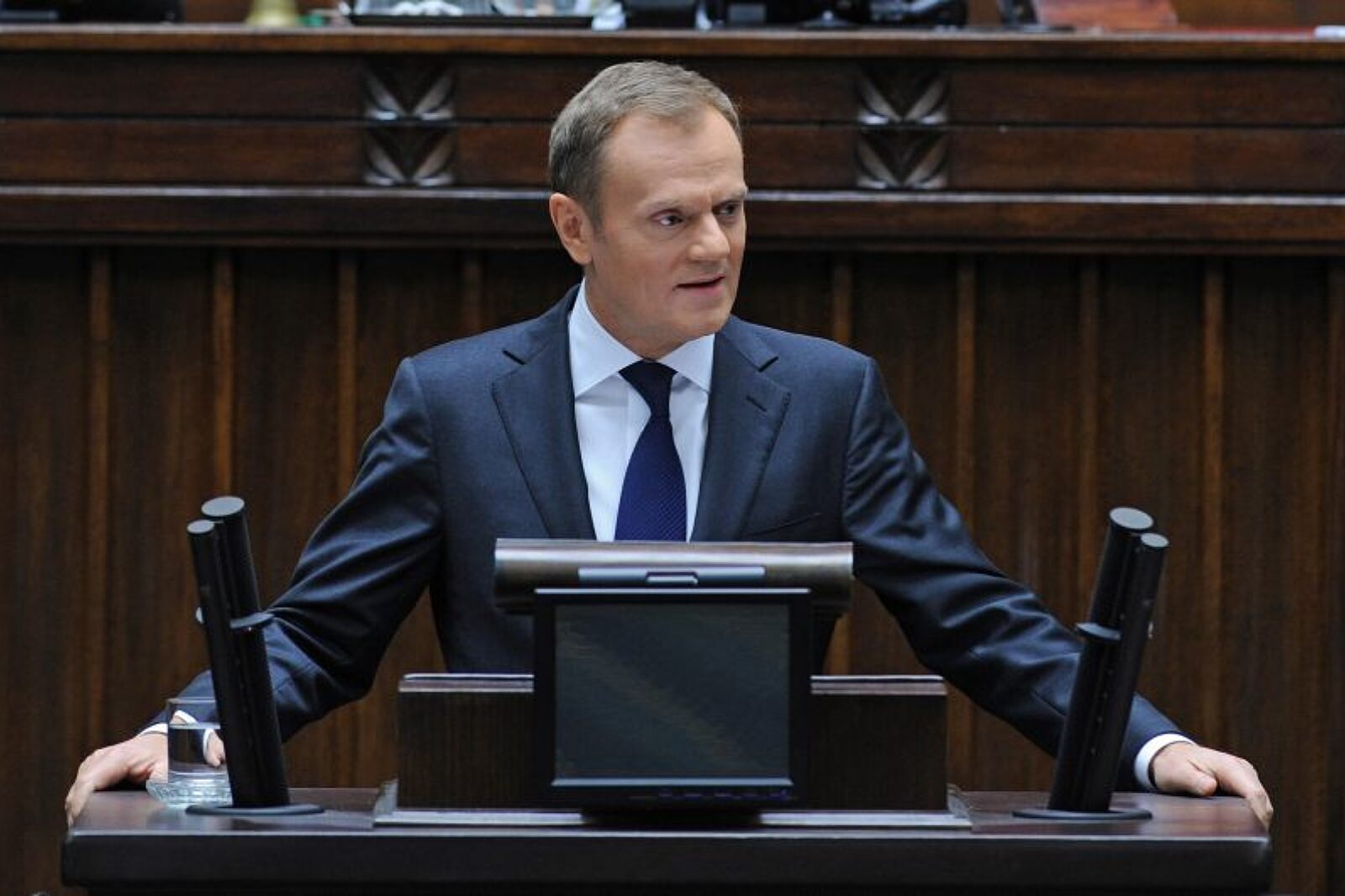 1325597689 tusk donald krm 03