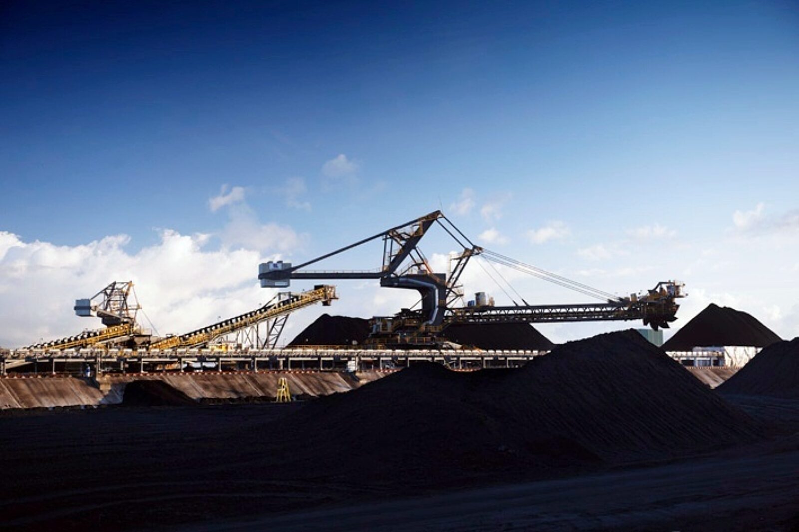 1328794954 kopalnia australia bhp billiton