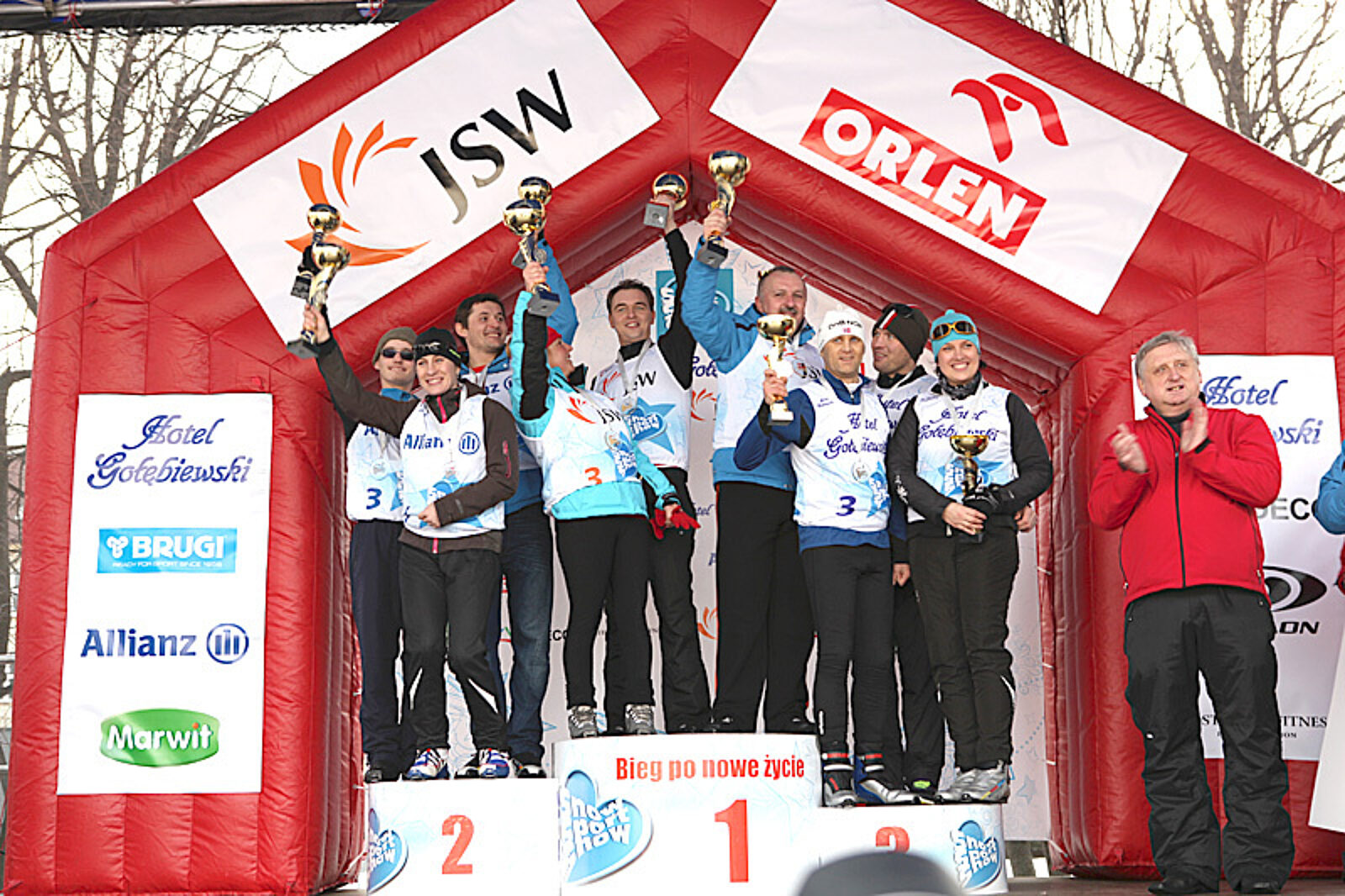 1330337394 snow sport show a materna