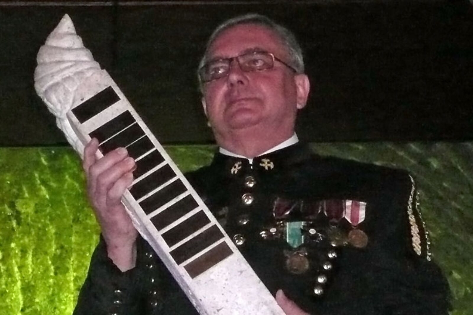 1336736913 h18 02 otv andrzej tokarz se zlat m permonem