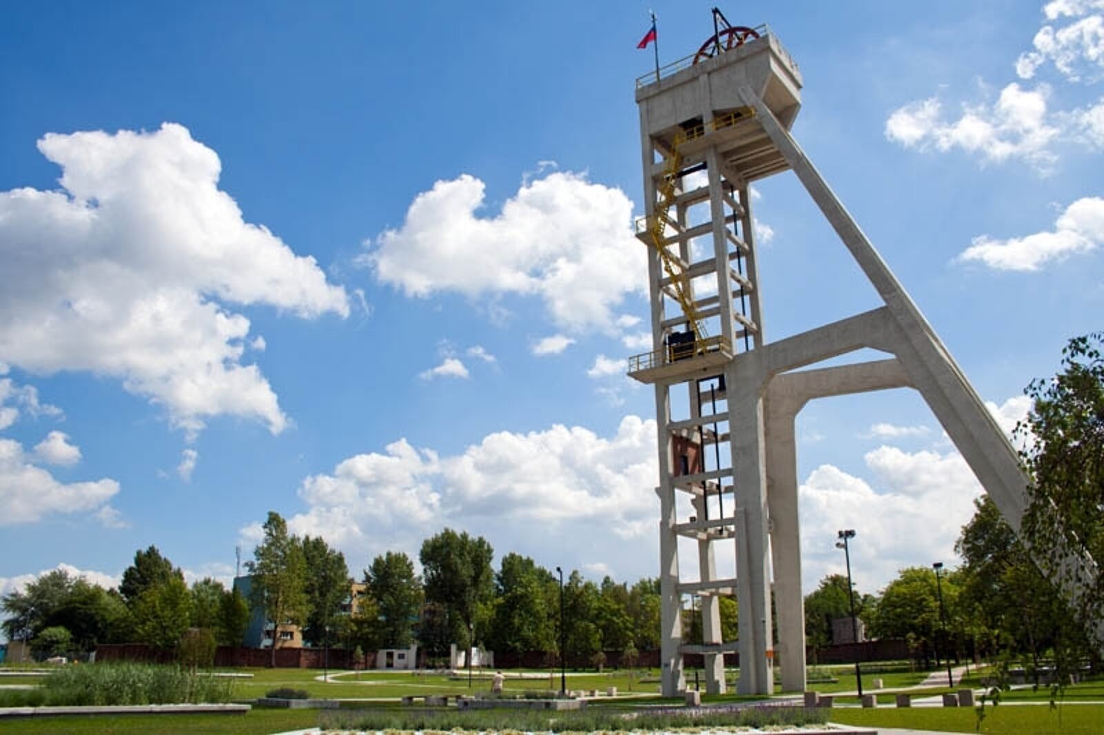 1344405693 szyb prezydent bar 11