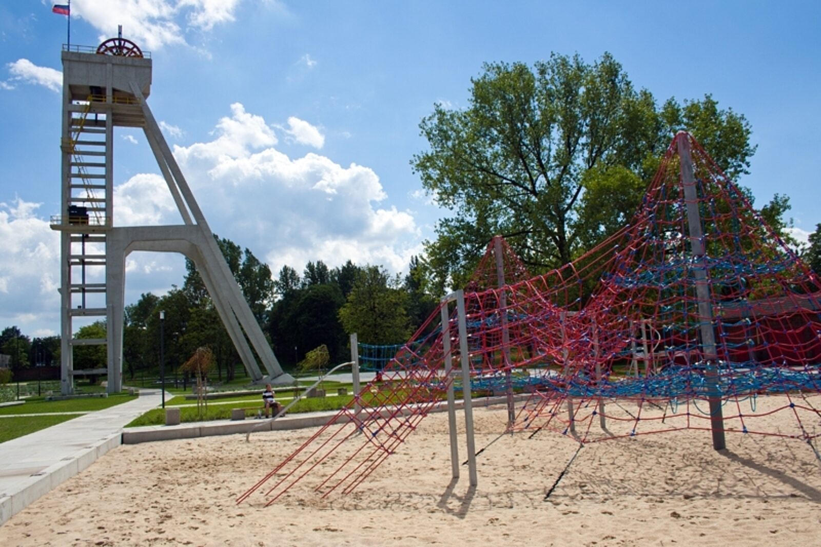 1344405693 szyb prezydent bar 14