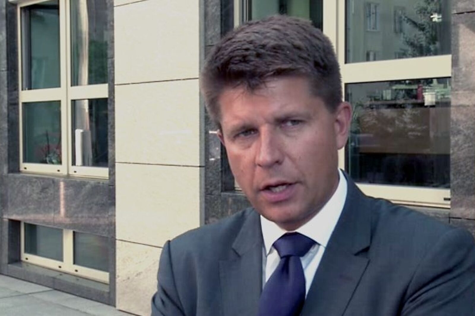 1347597823 petru ryszard news