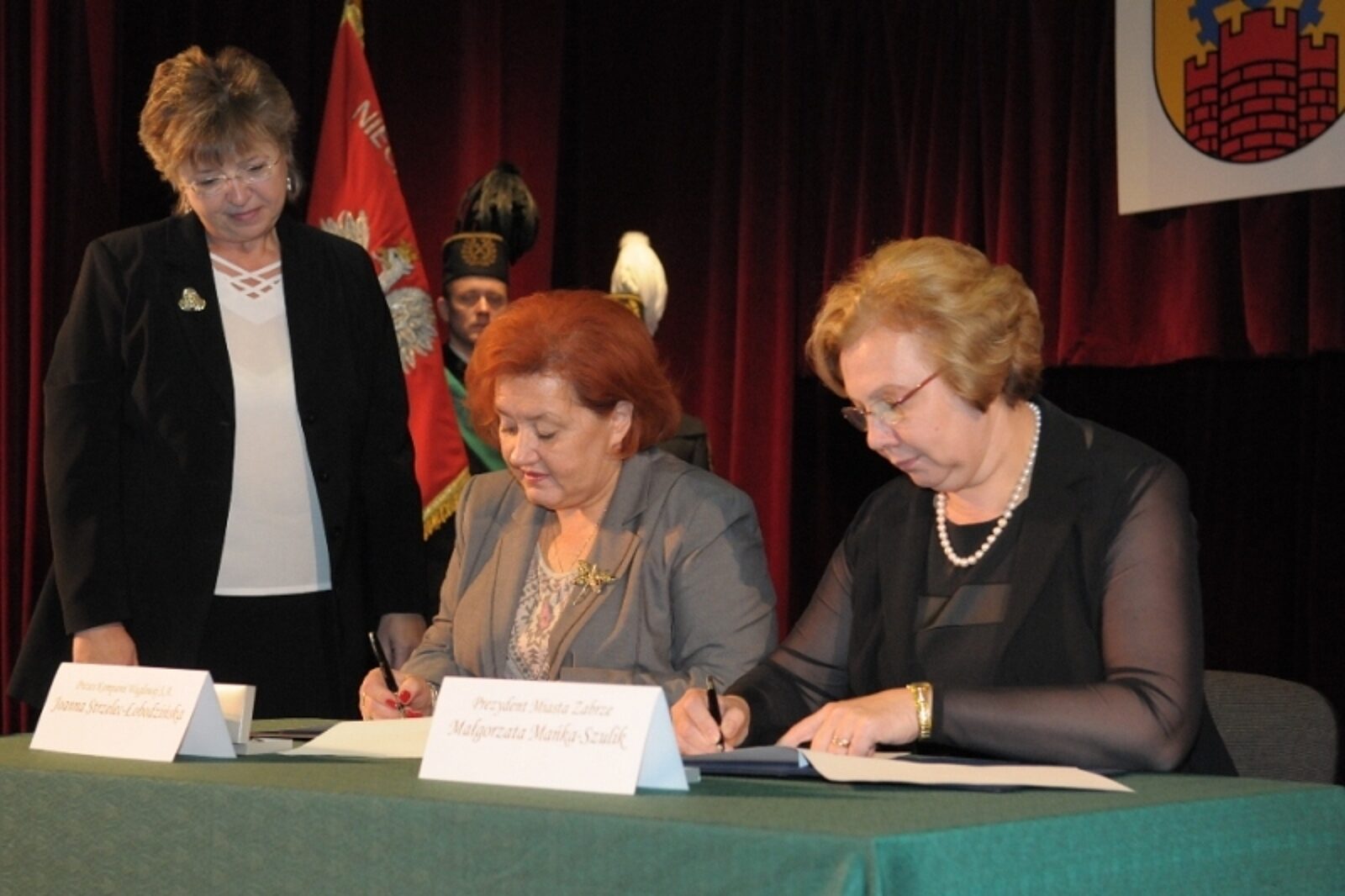 1352898714 podpis gal