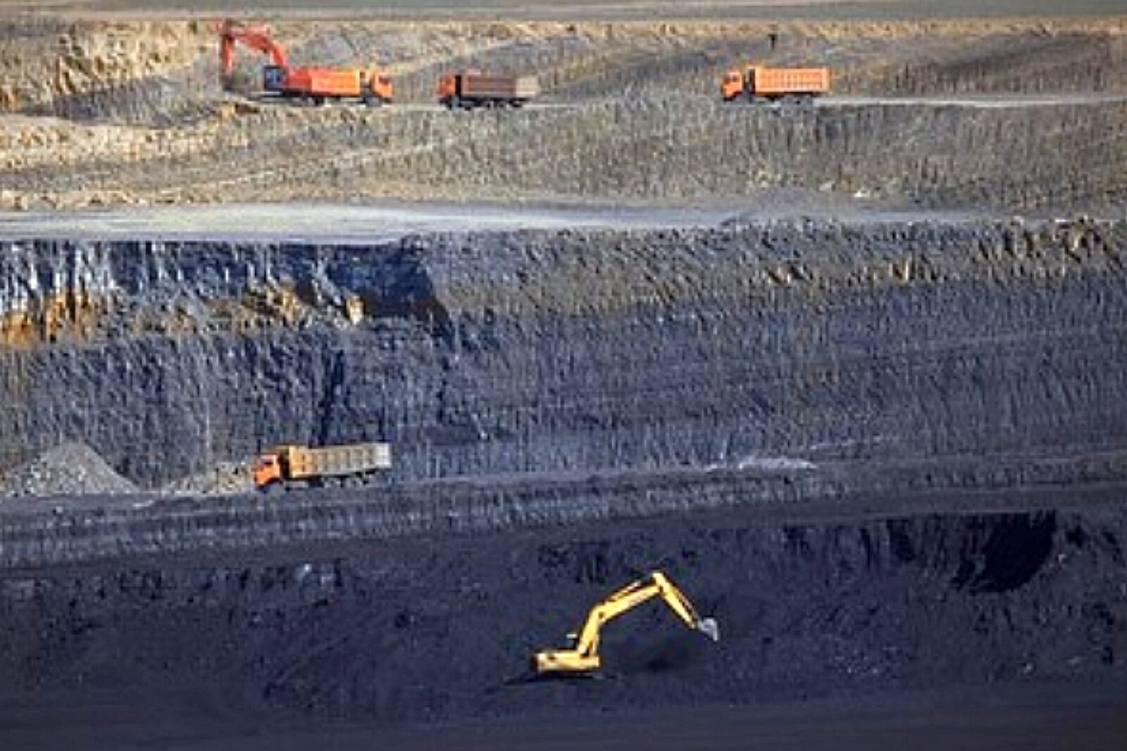 1369499372 tavan tolgoi mongolia mongolnews mn