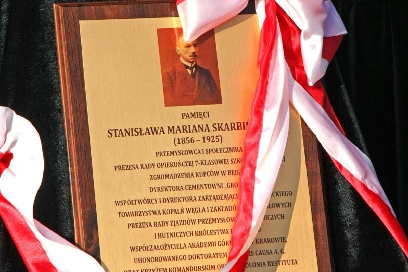 1413879550 stanislaw skarbinski