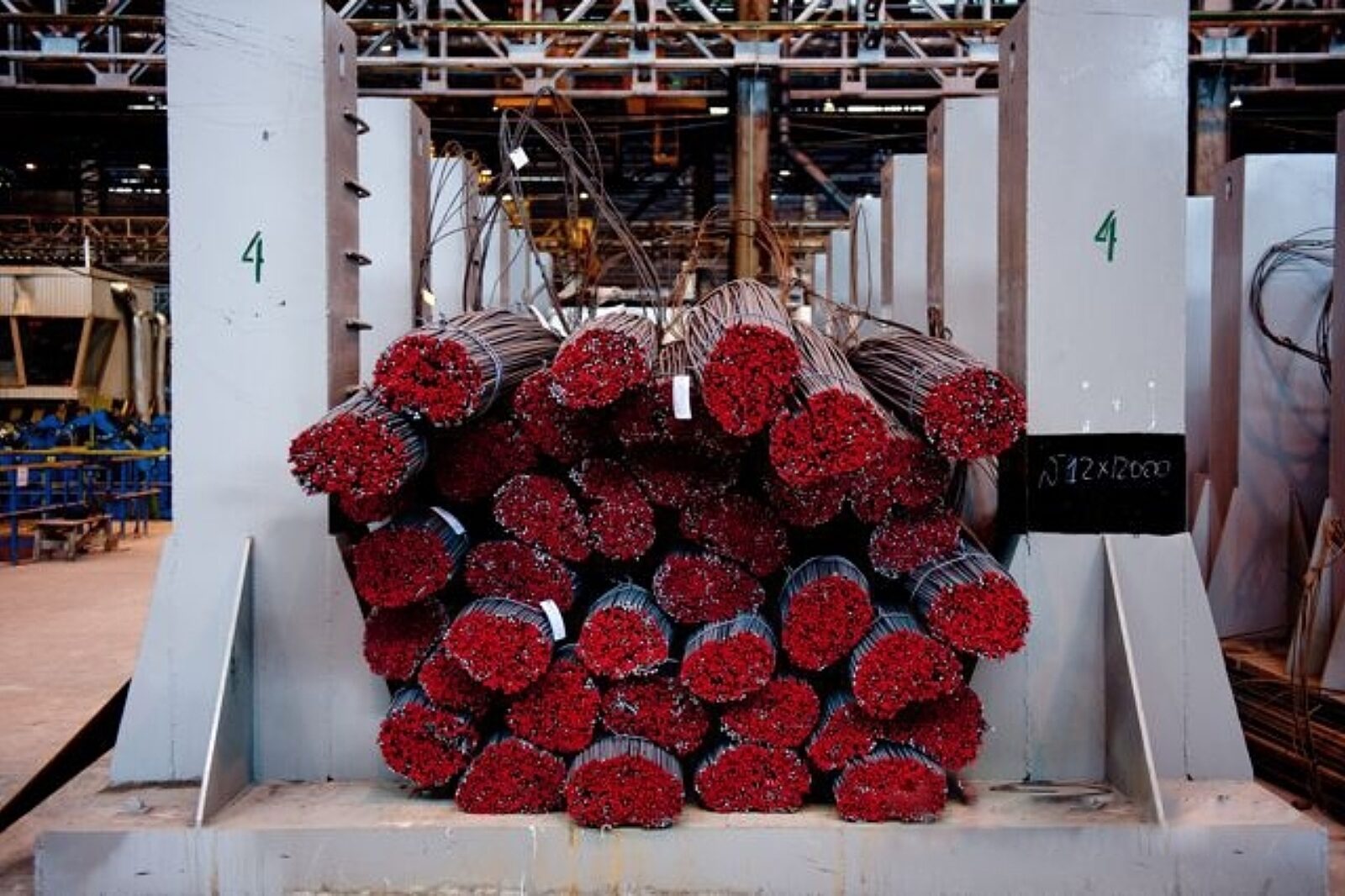 1423574809 makiivka metinvestholding com