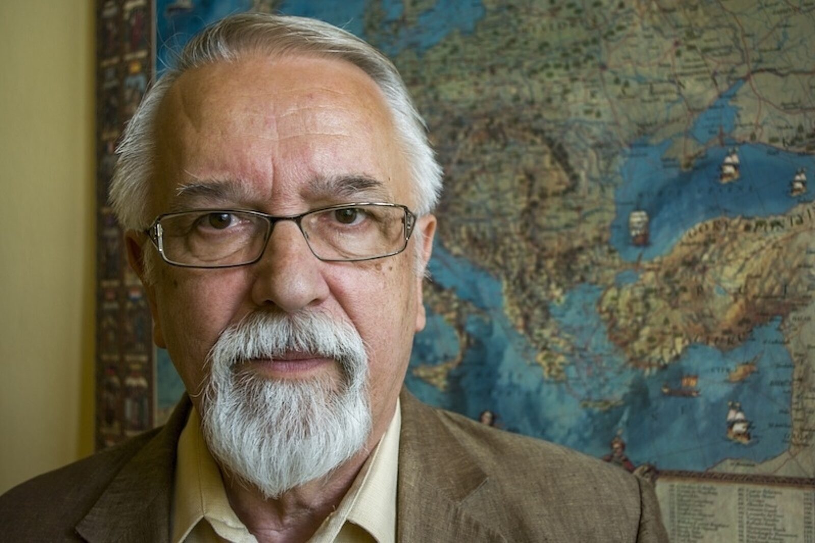 1433839272 pyka jan 030615 01