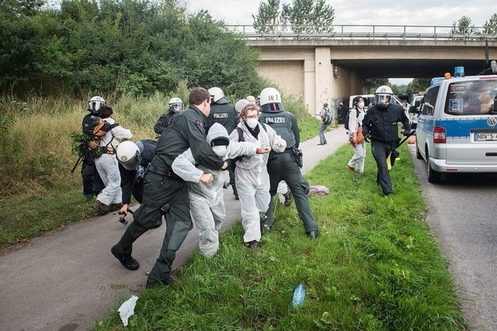 1440066042 protest niemcy ende gelande org