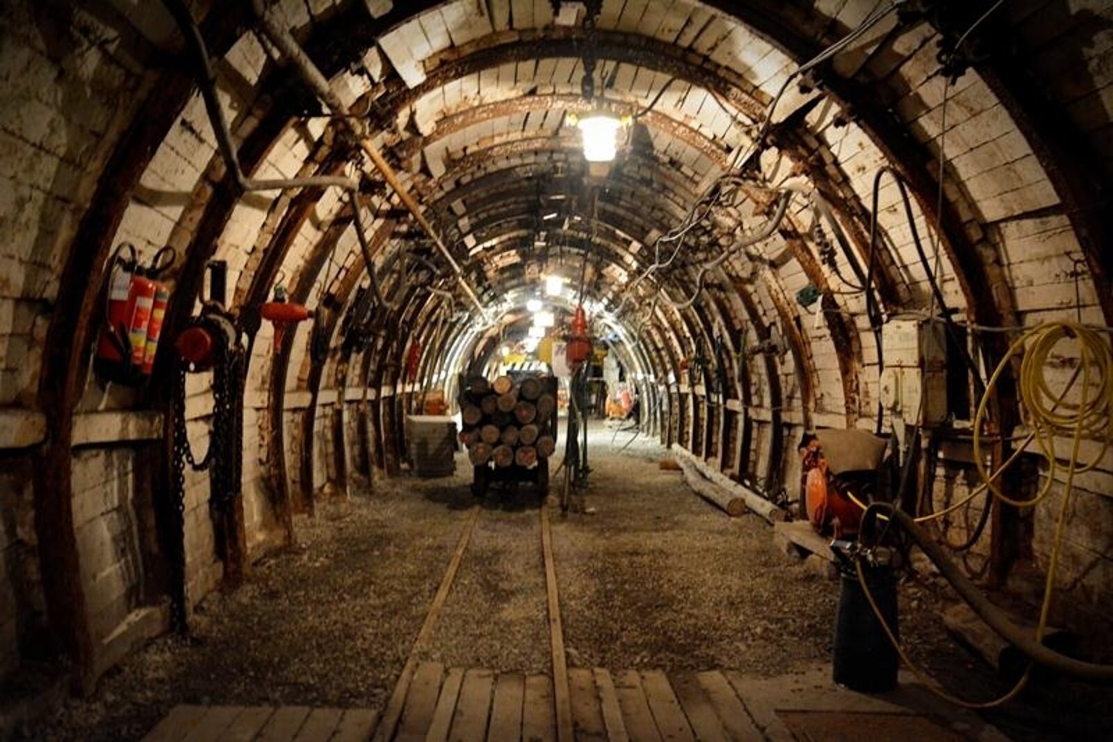 1452519930 sztolnia zg janina tauron