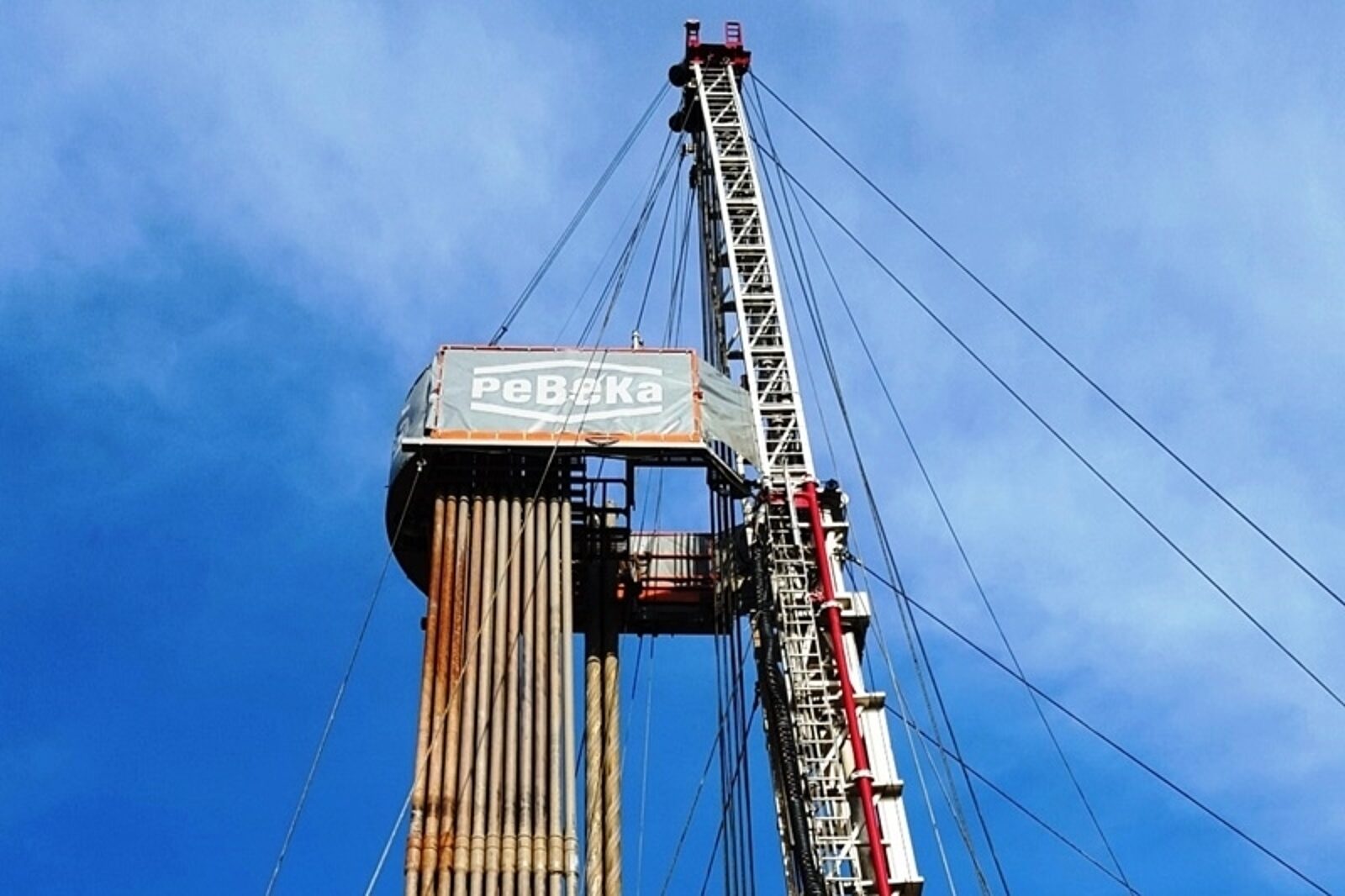 1459409184 wiertnica pebeka