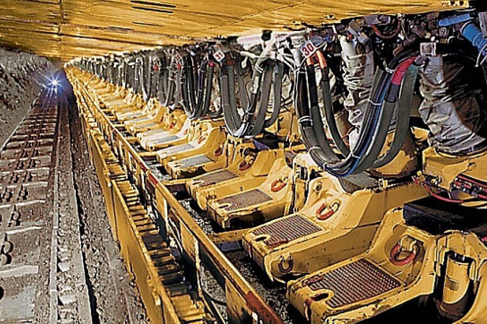 1479301181 obudowa cat com