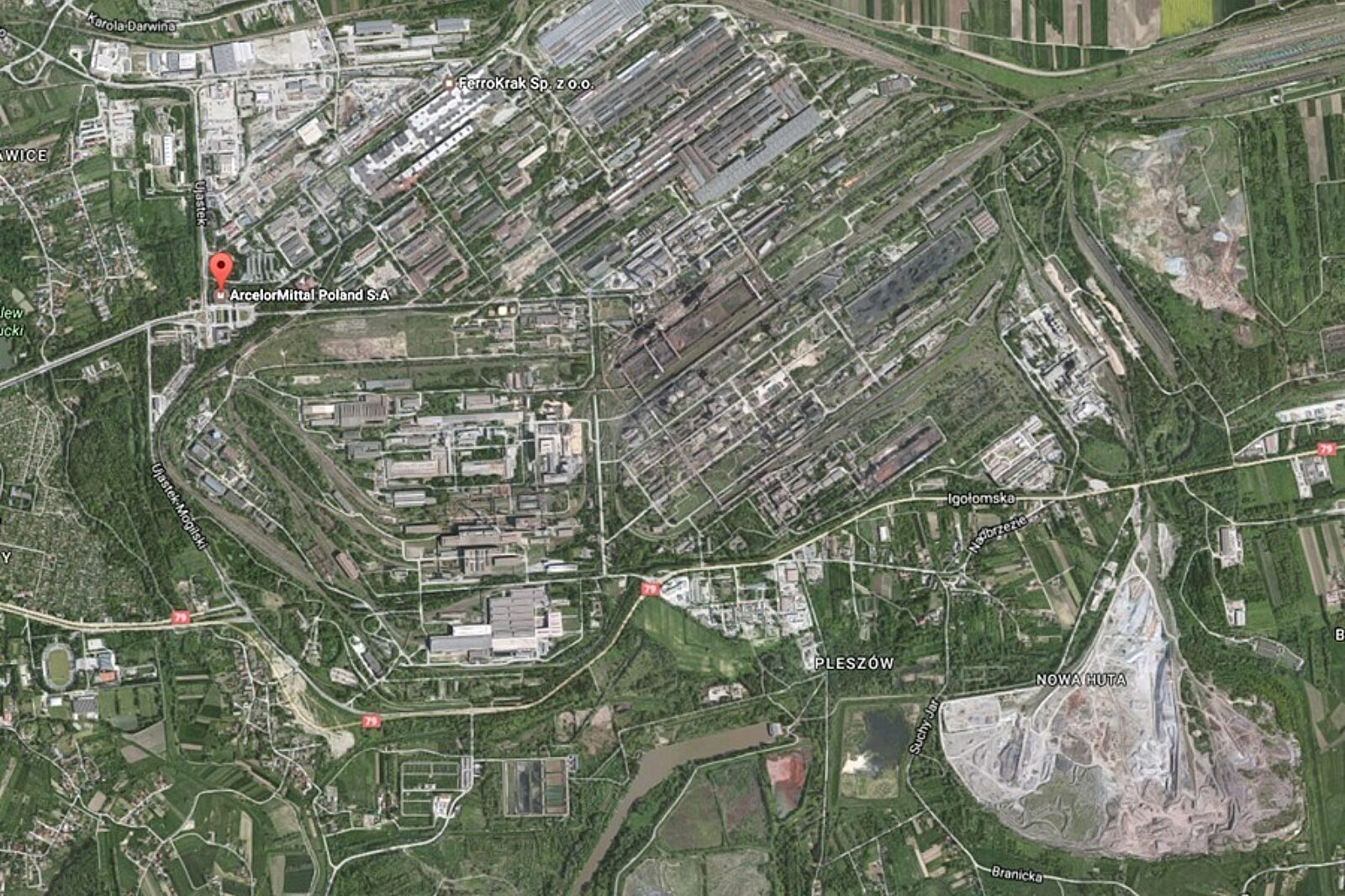 1481635190 nowa huta google maps