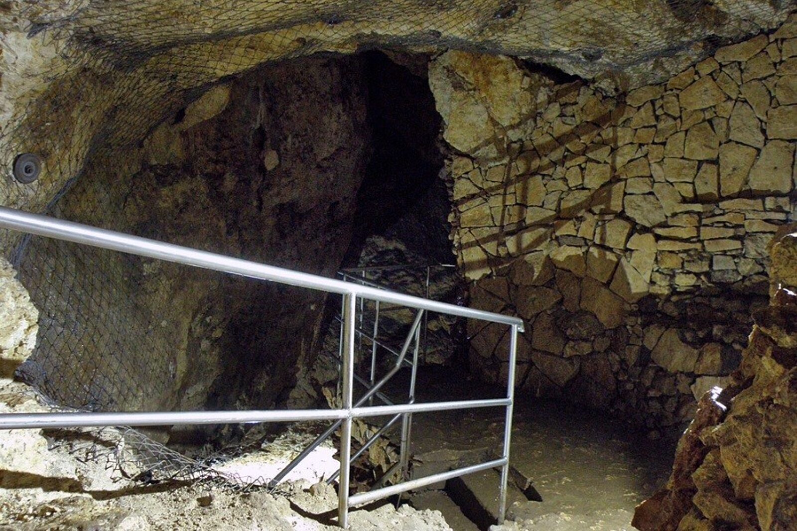 1484384522 10 jaskinia tr k3