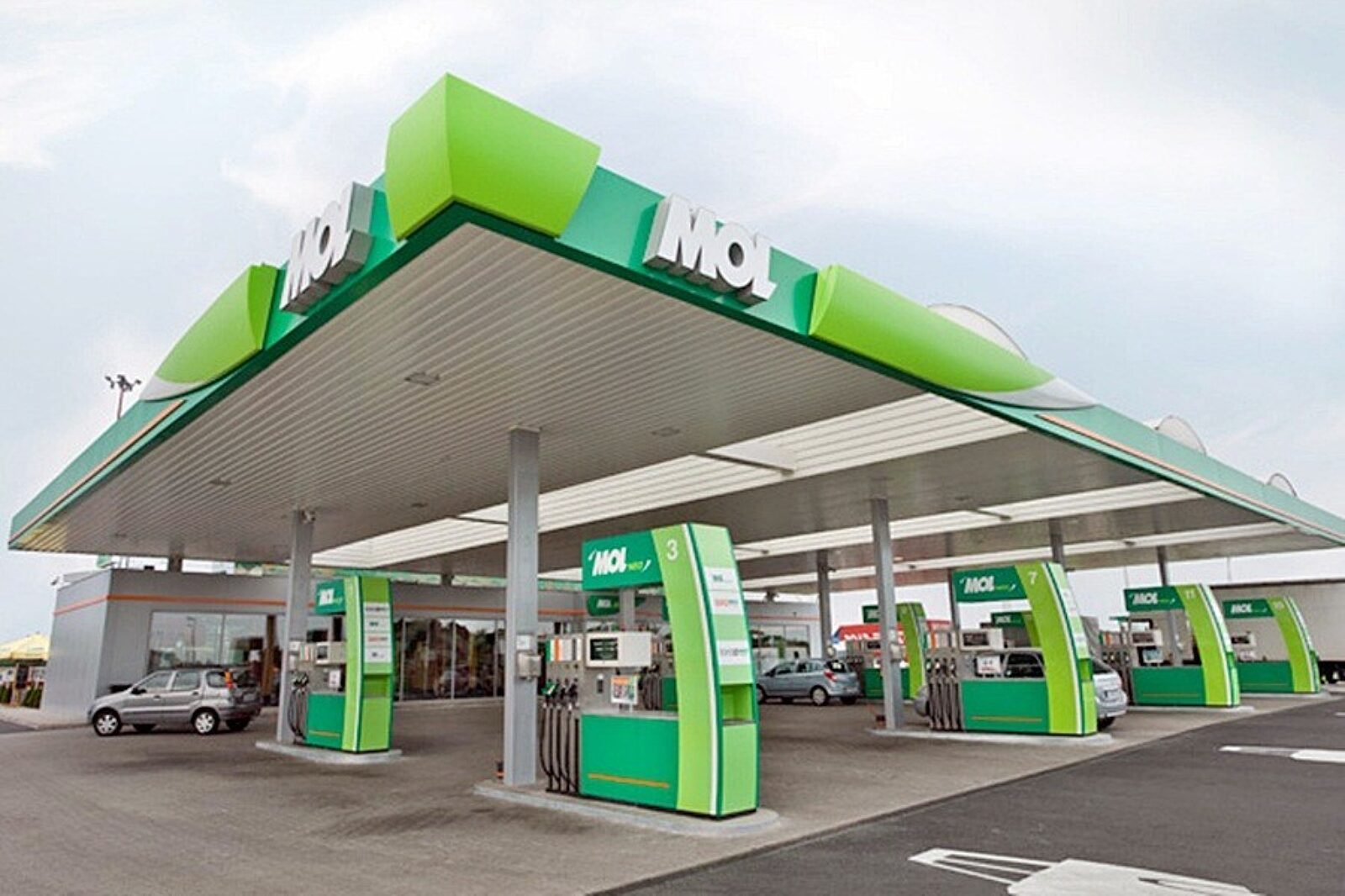 1487079160 stacja mol mol hu