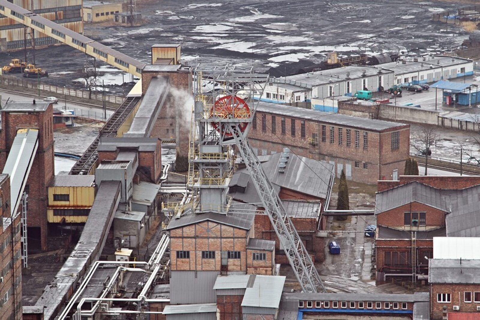 Kopalnia Makoszowy ma pięć szybów. Na zdjęciu wieża szybu I.