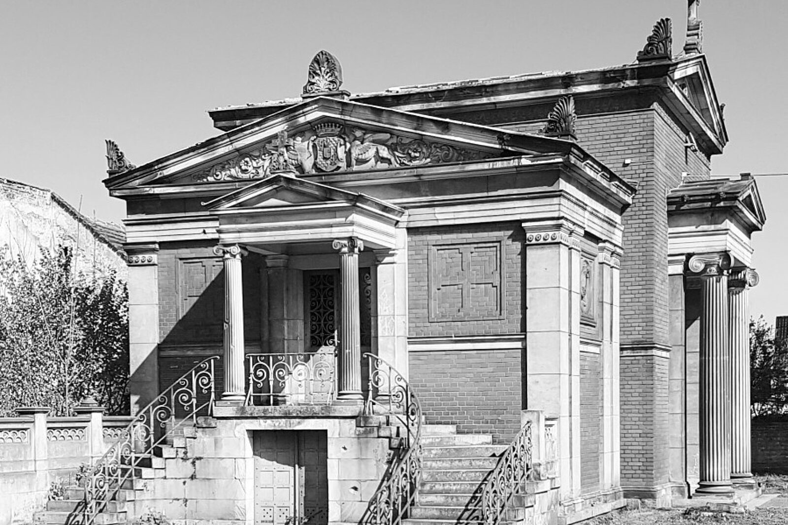 1506430420 mauzoleumwkopicach2017rautormmischok