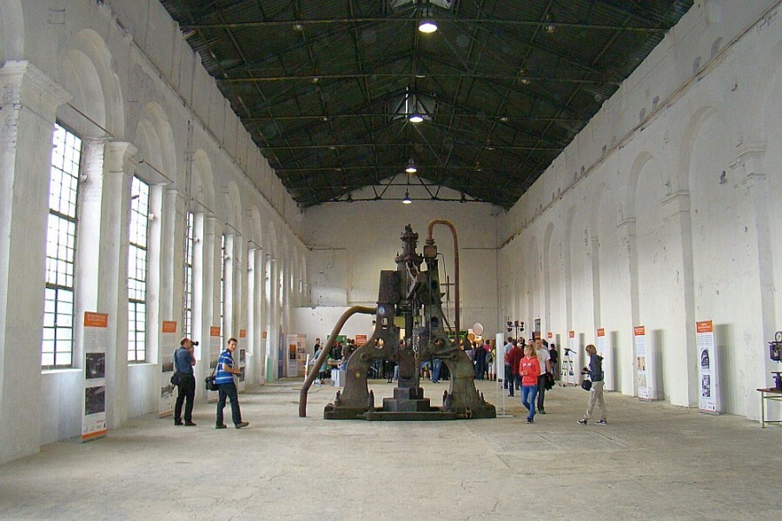 1509384600 hala elektrowni huta krolewska wikipedia