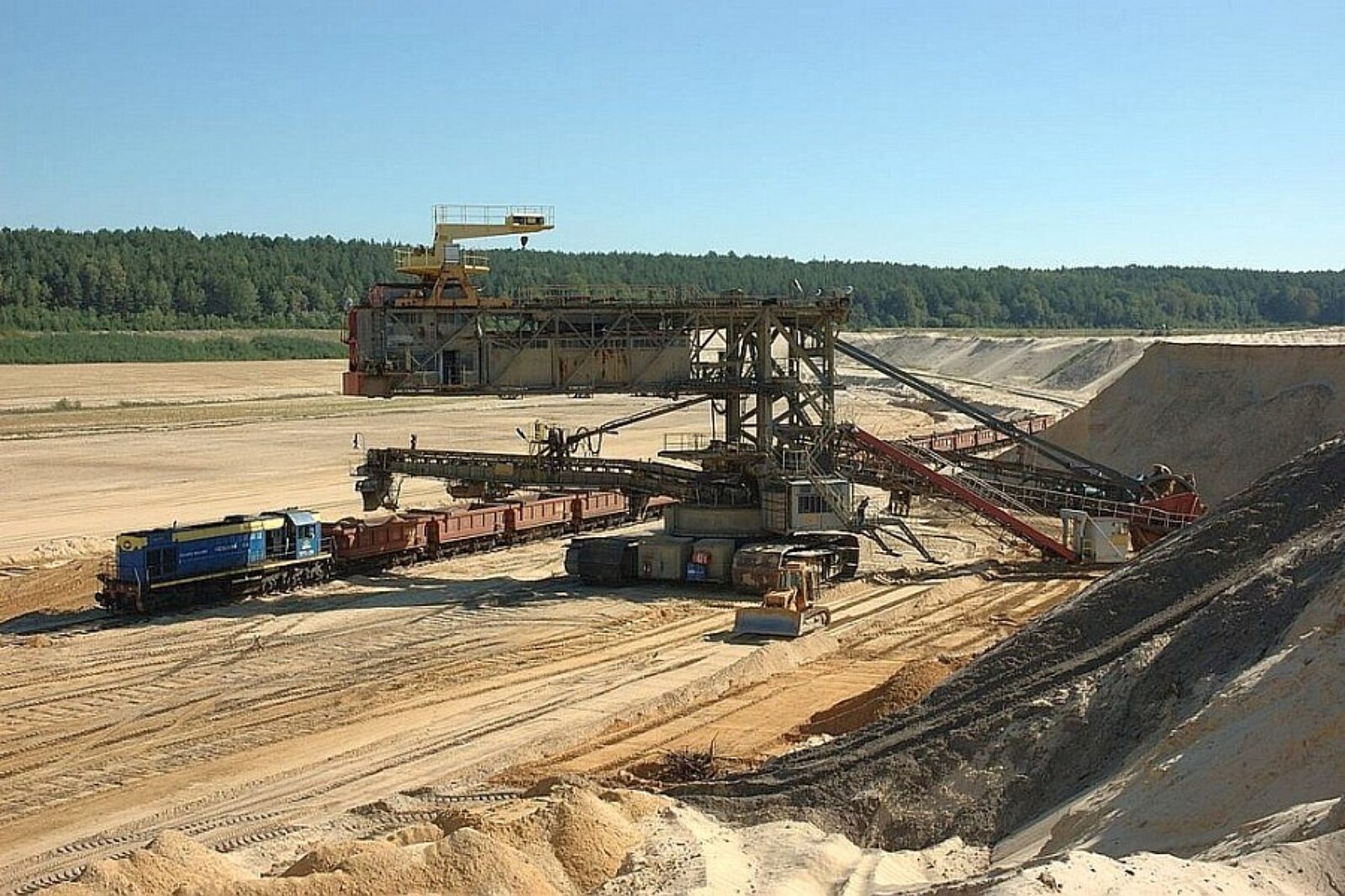 1518441931 szczakowa pole siersza wikimedia