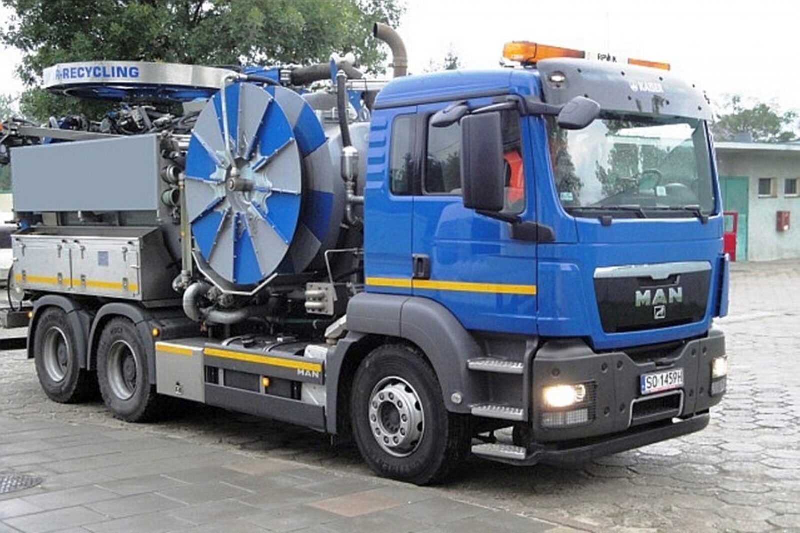 1522844331 mankaiser umsosnowiec