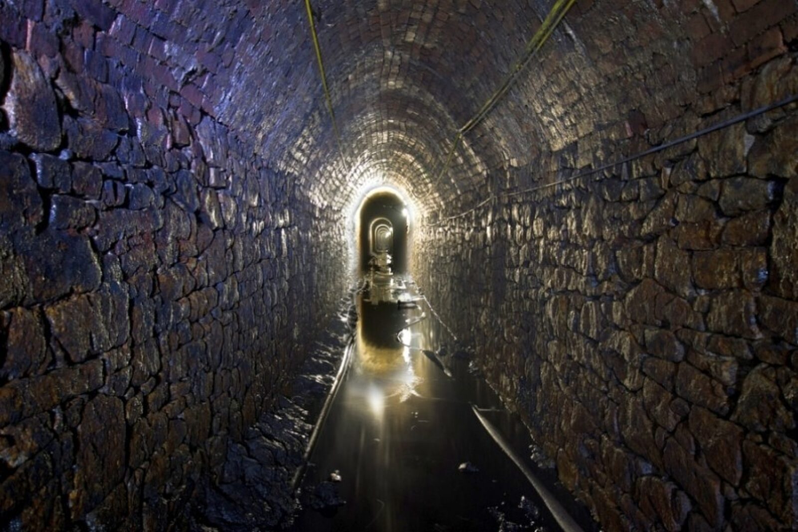 1524459197 m 2013 2014 sztolnia w trakcie robot mgw