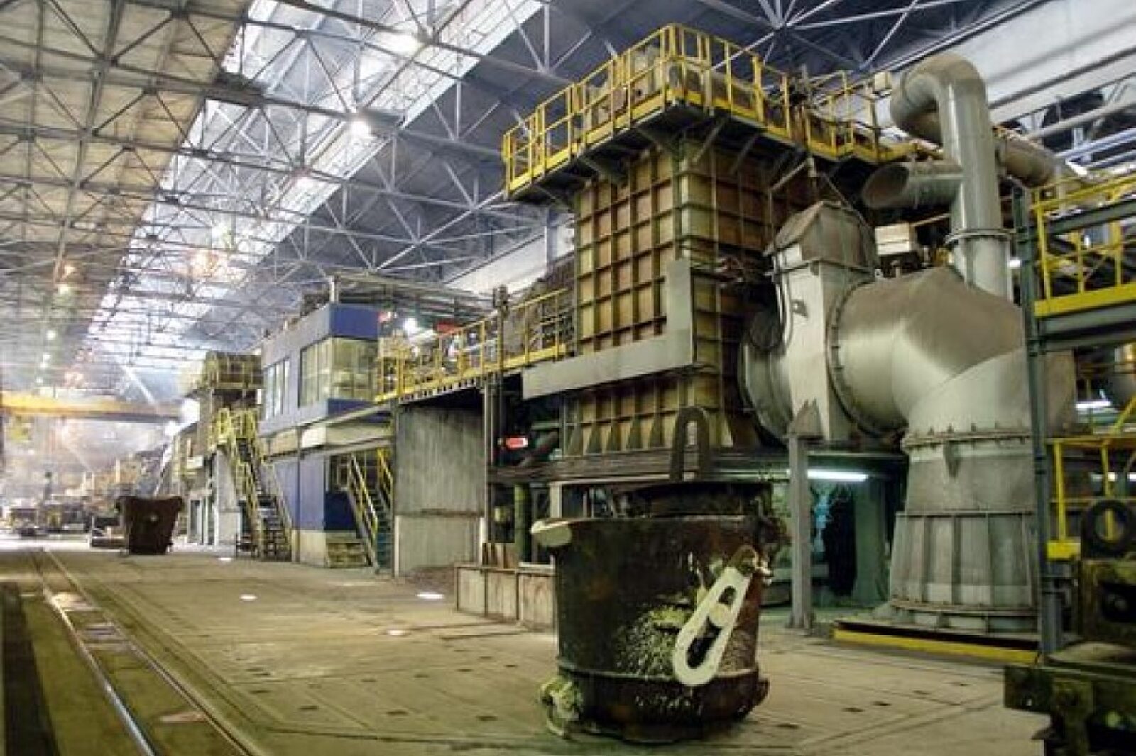 1525962981 huta miedzi legnica kghm